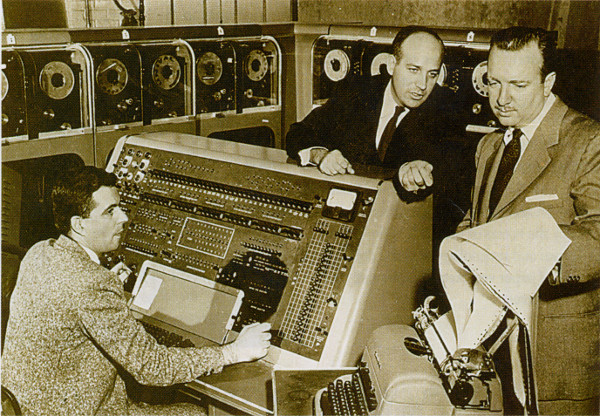 Ordenador digital UNIVAC1